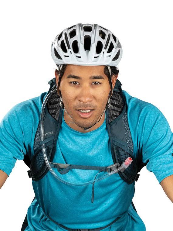 Molten Red 8 Hydration Pack Z890386