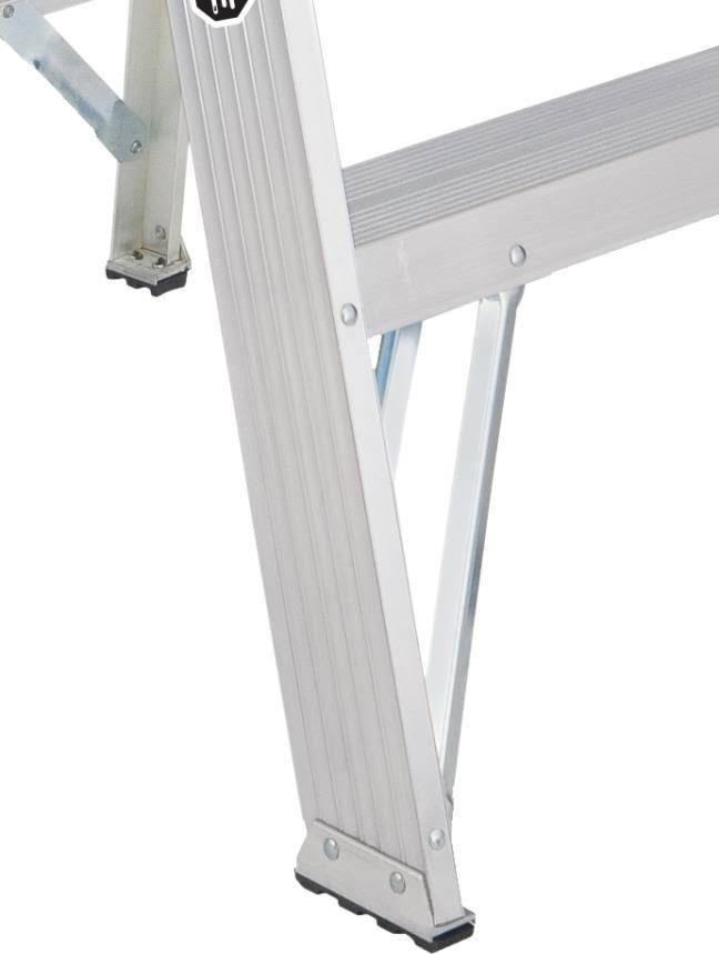 4-Foot Aluminum Stepladder, 250-Pound Capacity, Type I H6432