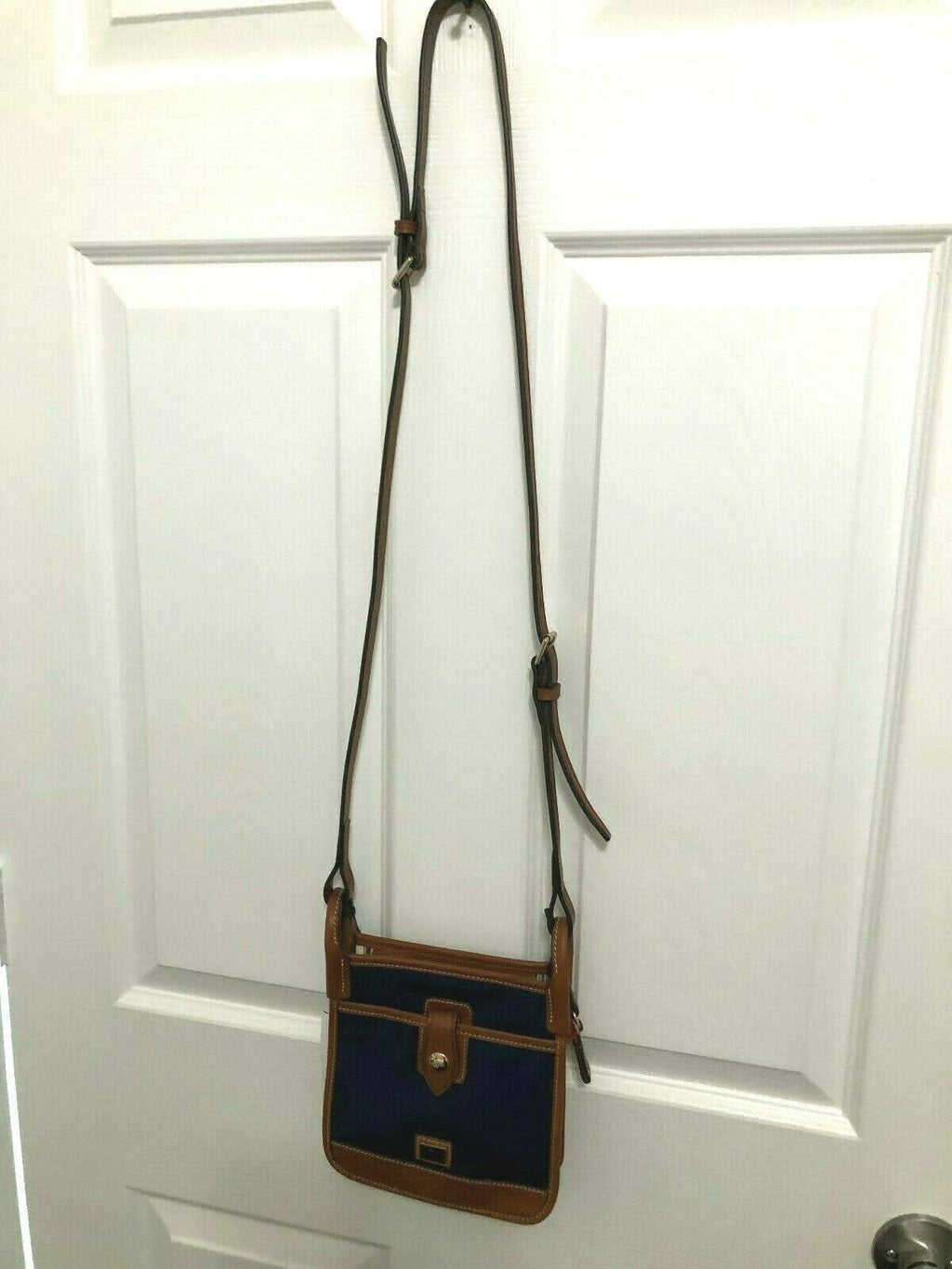 Red/Gold Nylon Crossbody Bag Z328