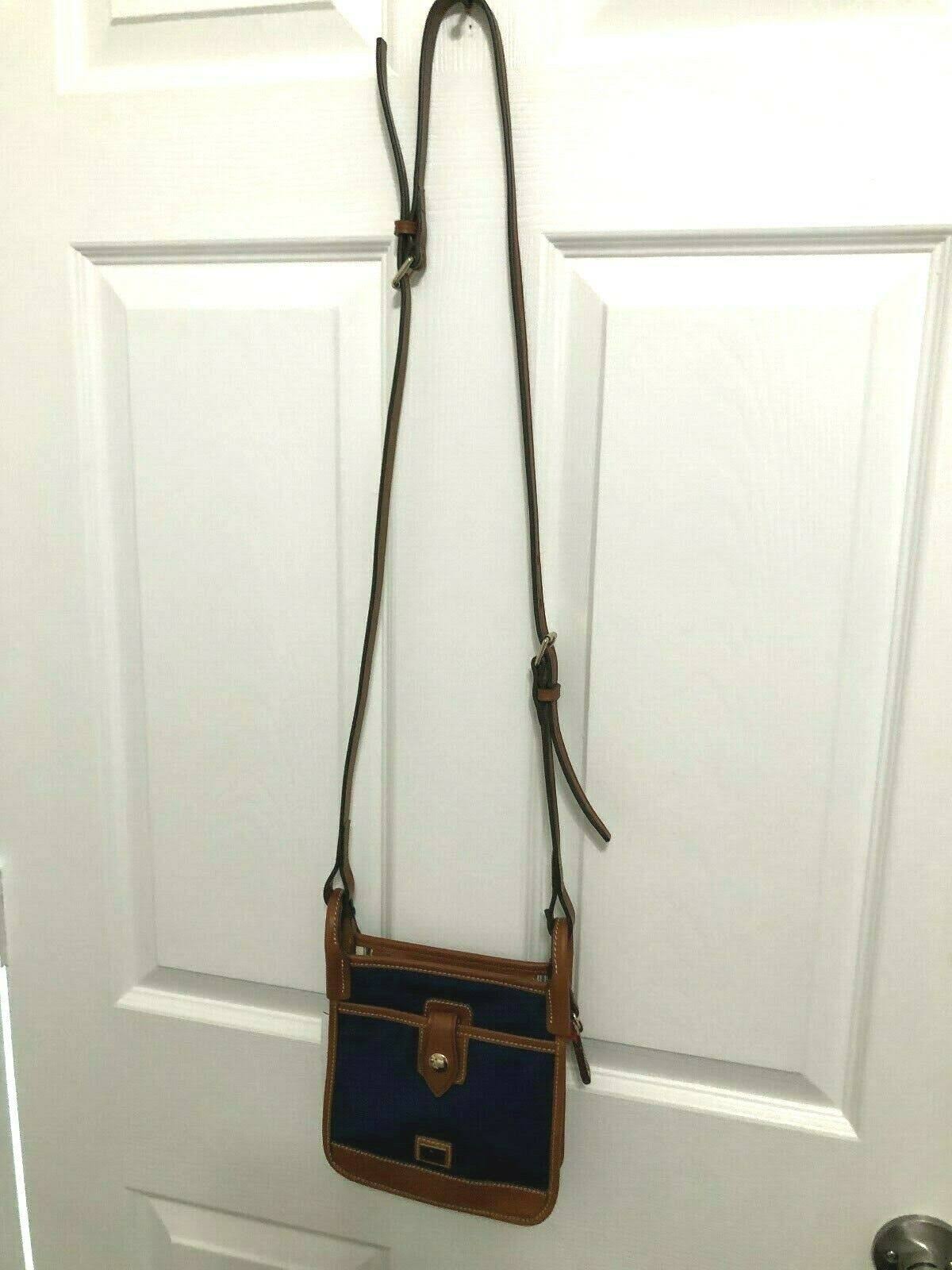 Red/Gold Nylon Crossbody Bag Z328