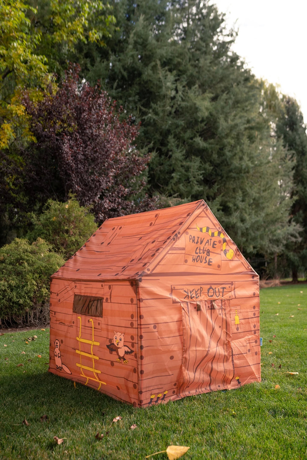 Brown Clubhouse Tent F160