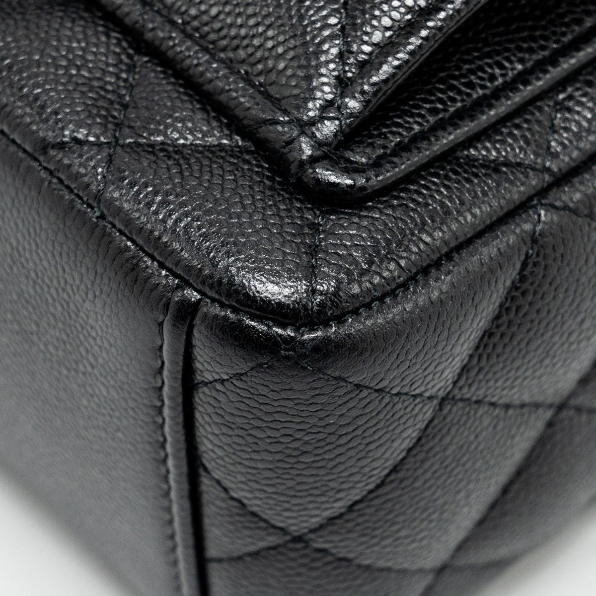 24P MINI BACKPACK/CROSSBODY BAG CAVIAR BLACK SHW (MICROCHIP)