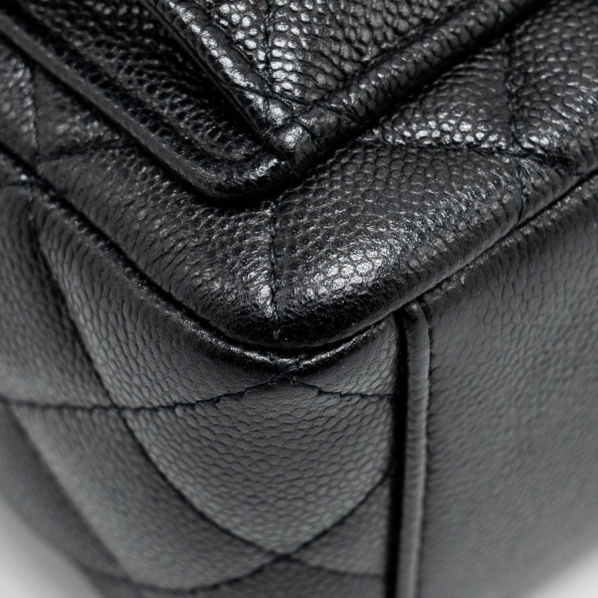 24P MINI BACKPACK/CROSSBODY BAG CAVIAR BLACK SHW (MICROCHIP)