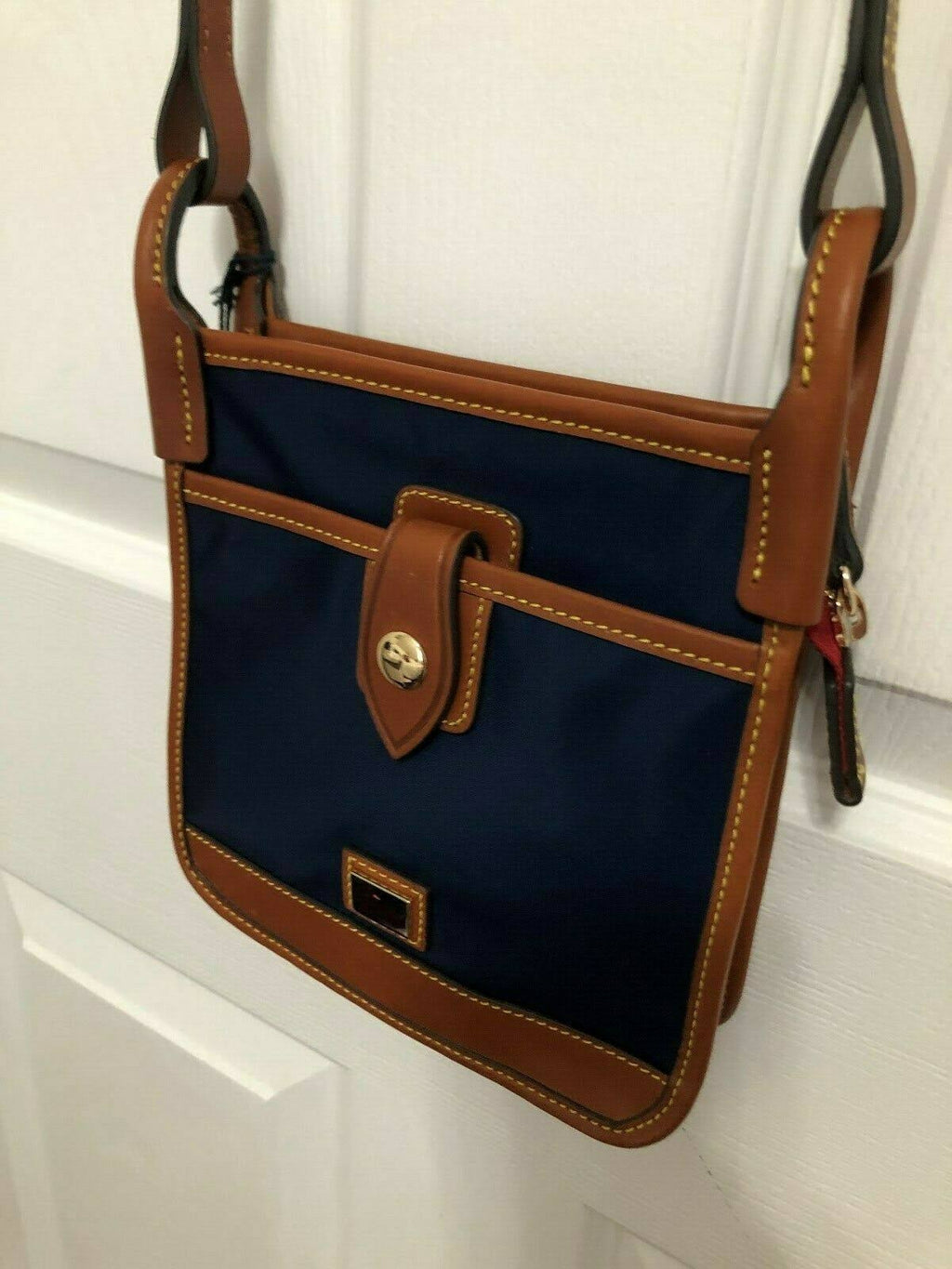 Red/Gold Nylon Crossbody Bag Z328