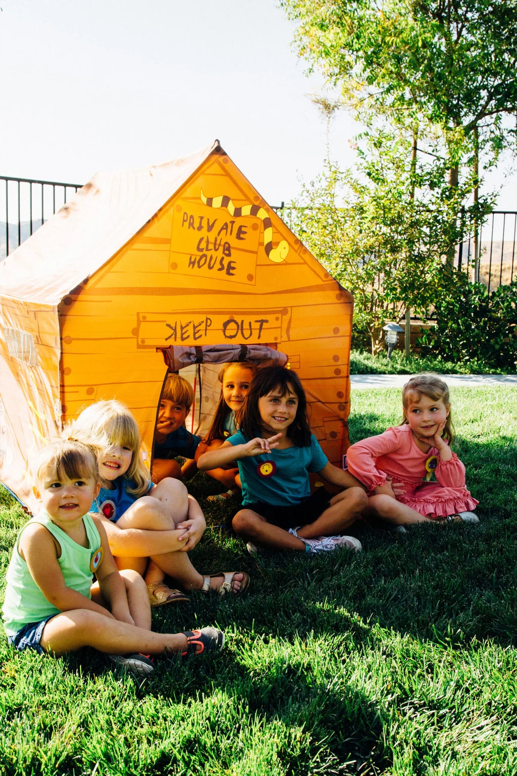 Brown Clubhouse Tent F160