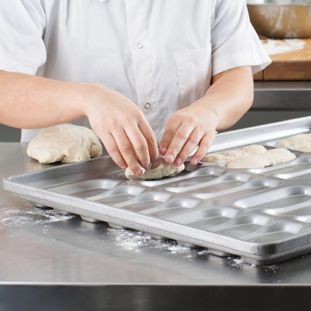 32 Mold Glazed Hot Dog Bun Pan M89004