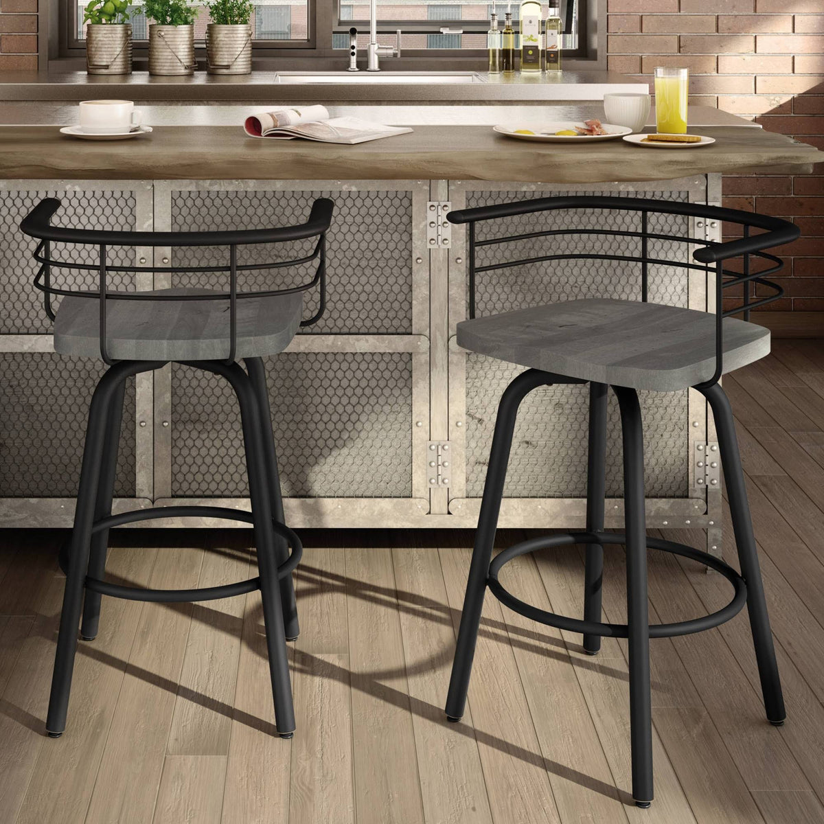 Black Swivel Counter Stool X733